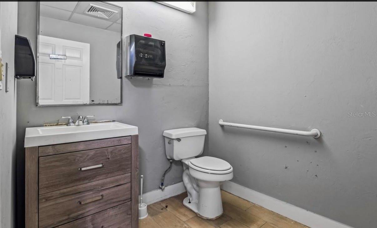 110 E 9TH AVE, HAVANA, FL, 32333