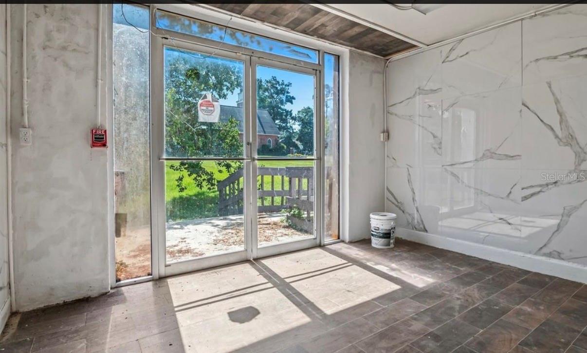 110 E 9TH AVE, HAVANA, FL, 32333