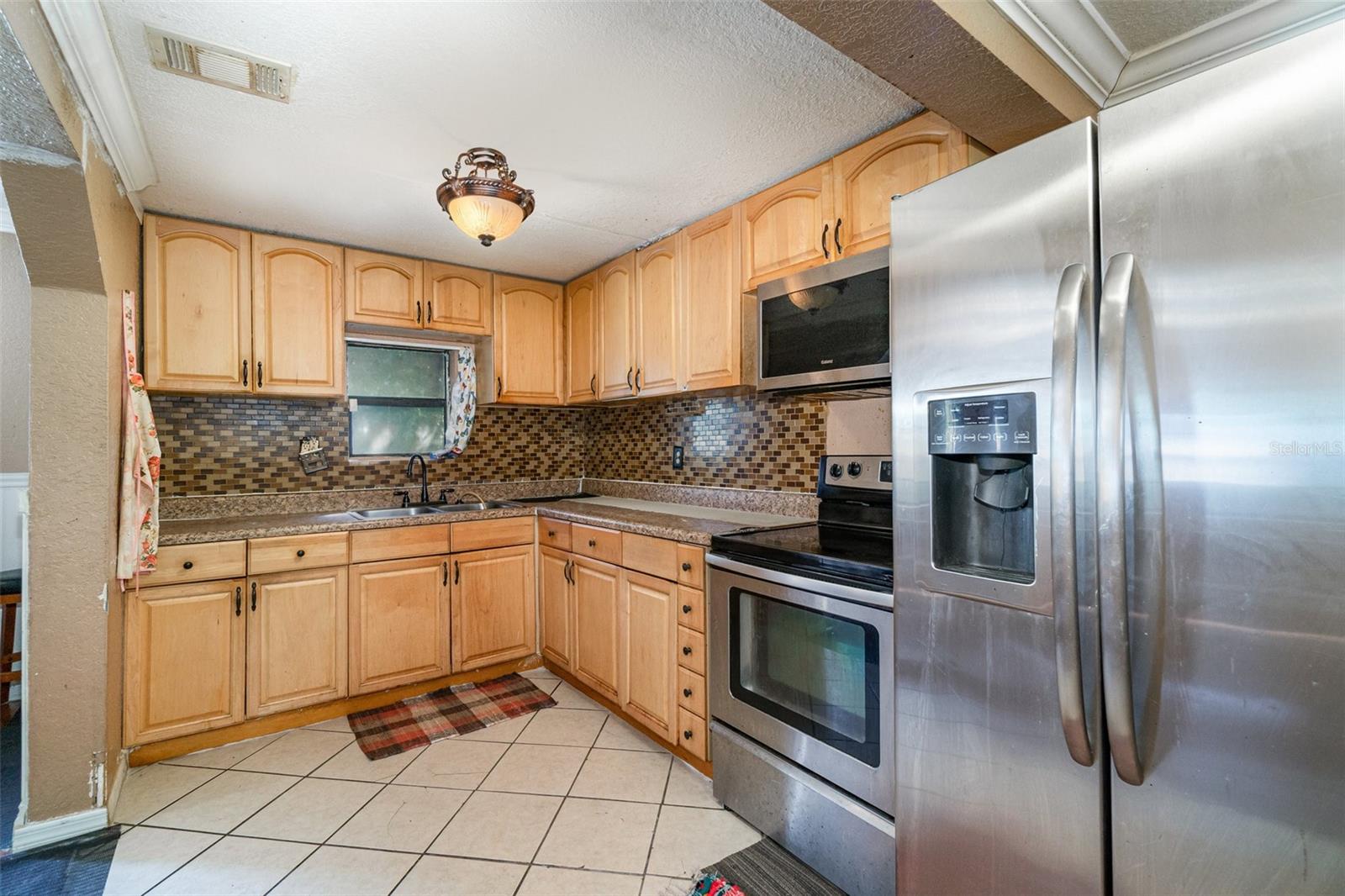 746 S HIGHLAND AVE, APOPKA, FL, 32703