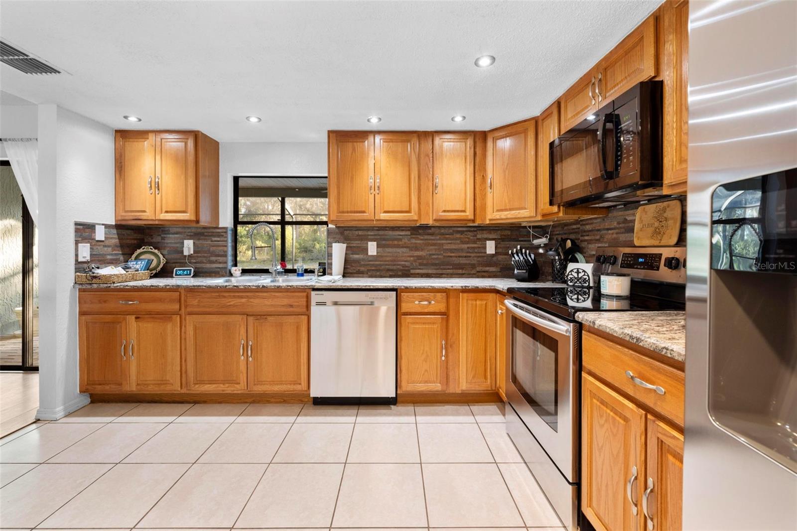 8998 LISMORE CT, WEEKI WACHEE, FL, 34613