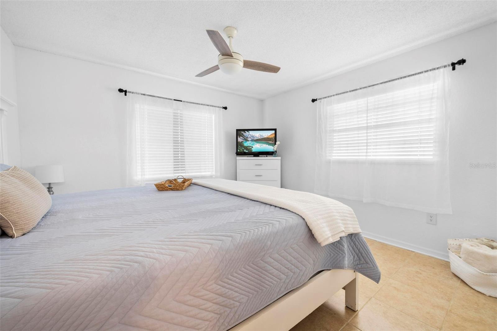 8998 LISMORE CT, WEEKI WACHEE, FL, 34613