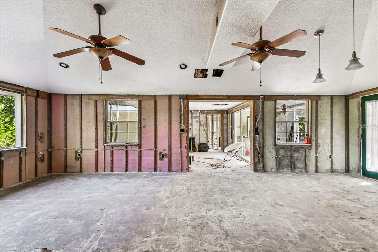 25 MICHIANA DR, TERRA CEIA, FL, 34250