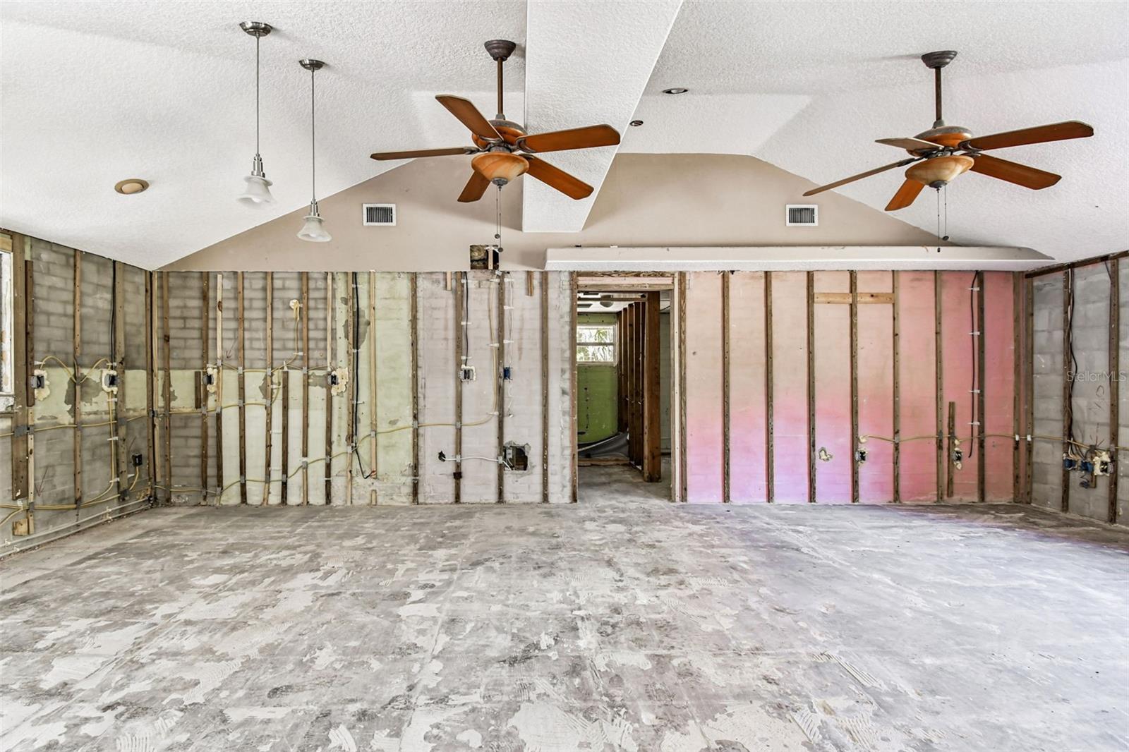 25 MICHIANA DR, TERRA CEIA, FL, 34250