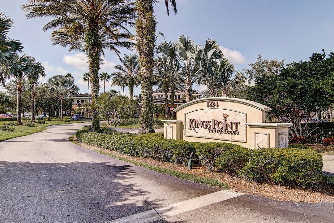 1014 RADISON LAKE CT #58, SUN CITY CENTER, FL, 33573