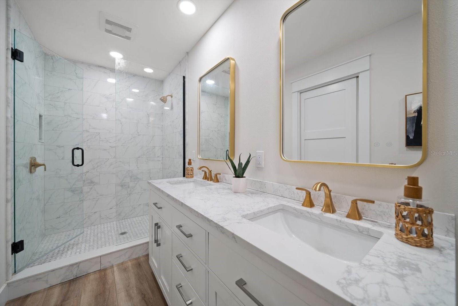 503 POINSETTIA RD, BELLEAIR, FL, 33756