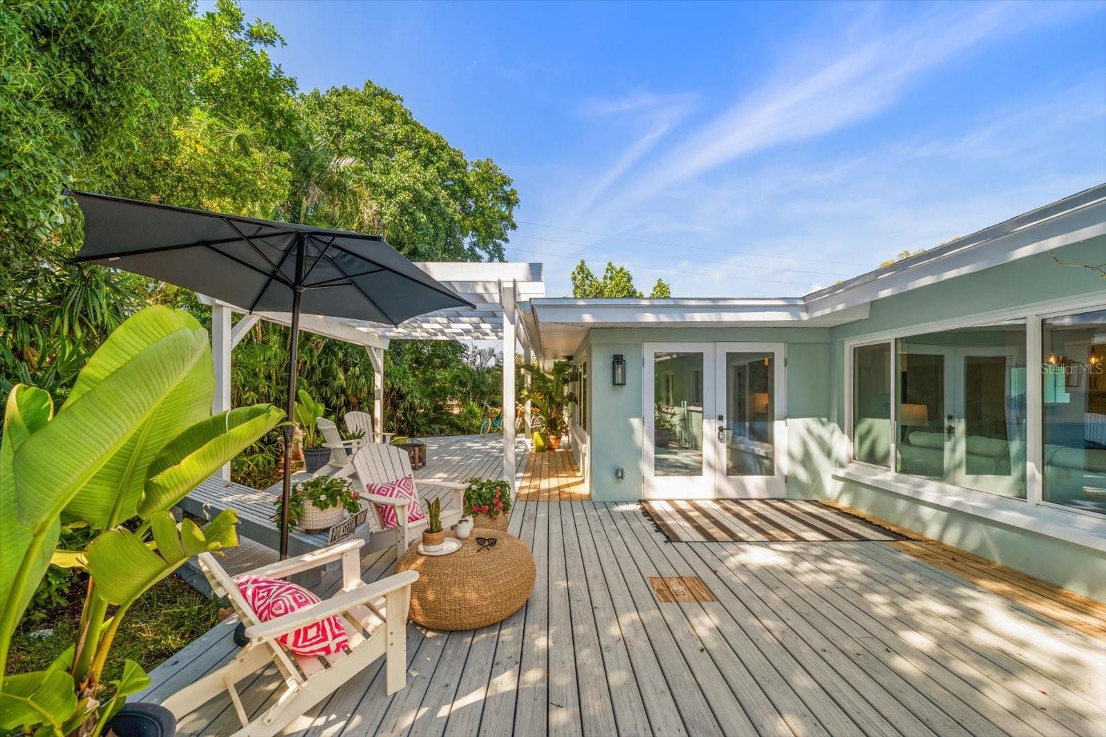 503 POINSETTIA RD, BELLEAIR, FL, 33756