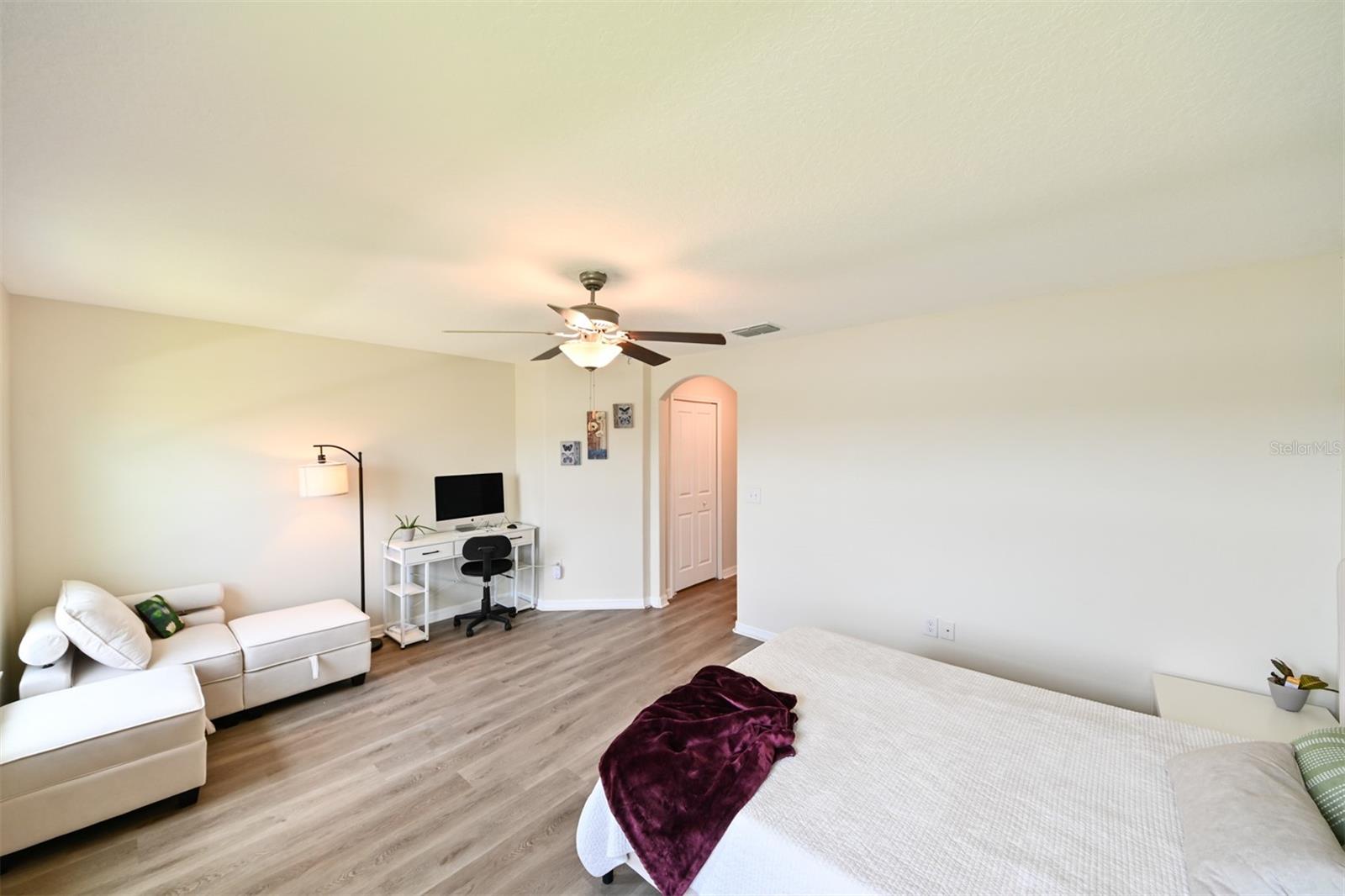 736 ROYAL EMPRESS DR, RUSKIN, FL, 33570