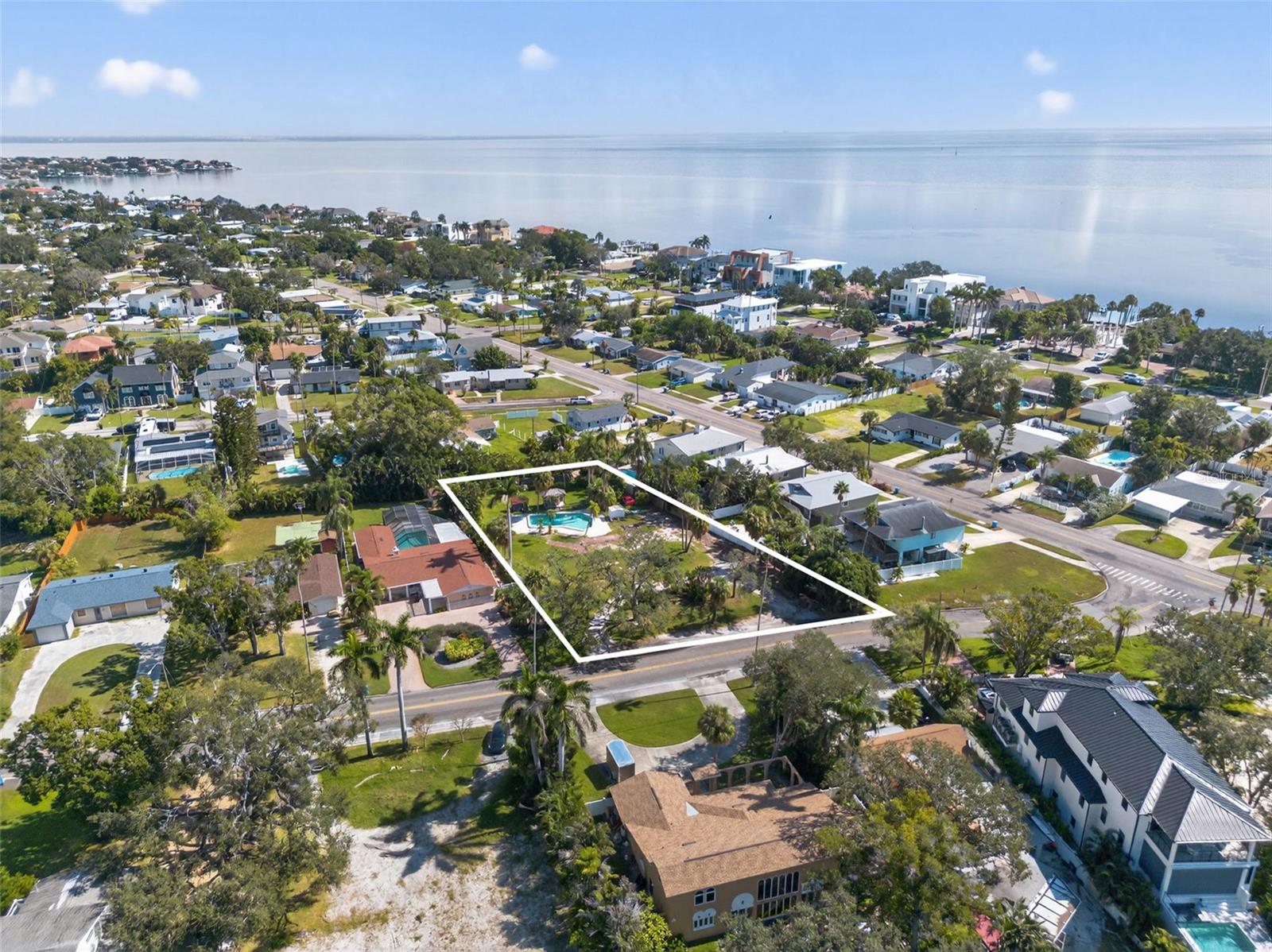 3519 SHORE ACRES BLVD NE, ST PETERSBURG, FL, 33703