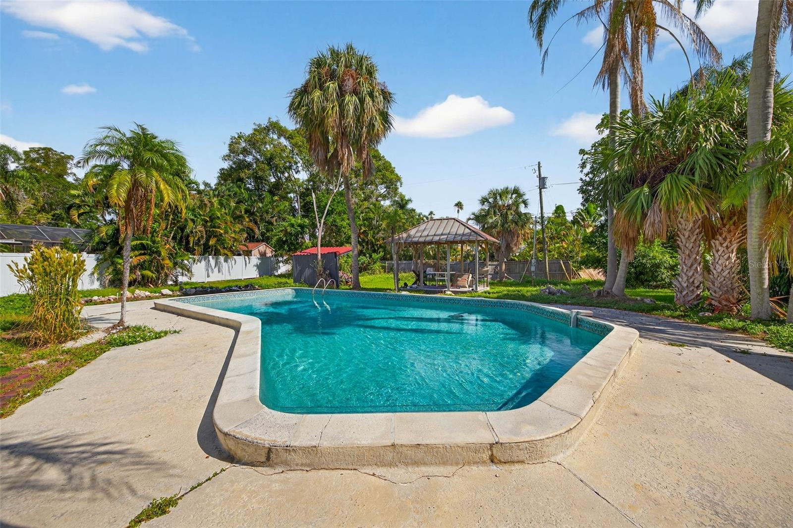 3519 SHORE ACRES BLVD NE, ST PETERSBURG, FL, 33703