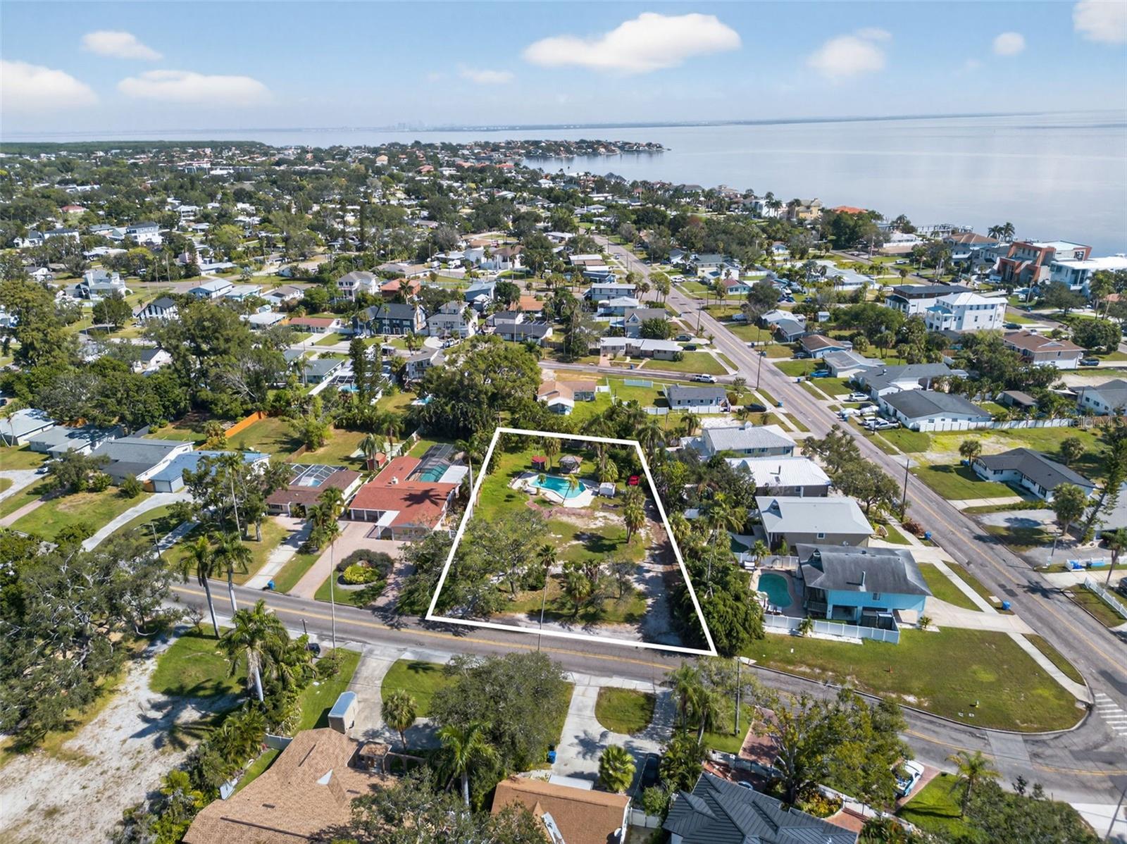 3519 SHORE ACRES BLVD NE, ST PETERSBURG, FL, 33703