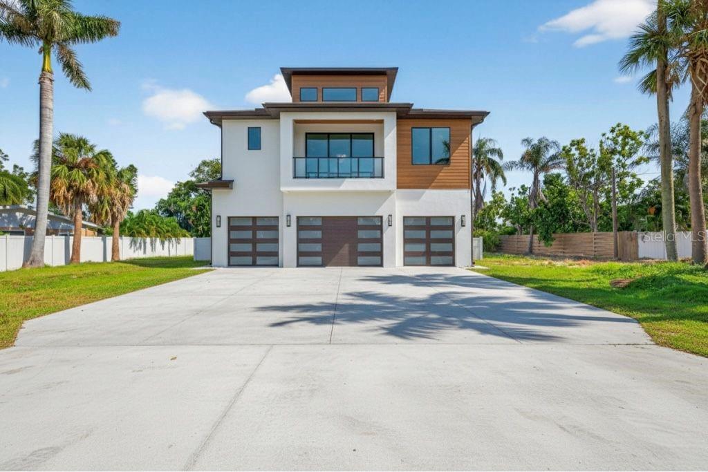 3519 SHORE ACRES BLVD NE, ST PETERSBURG, FL, 33703