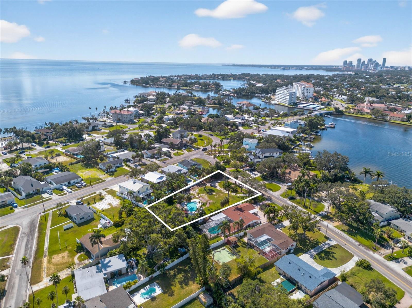 3519 SHORE ACRES BLVD NE, ST PETERSBURG, FL, 33703