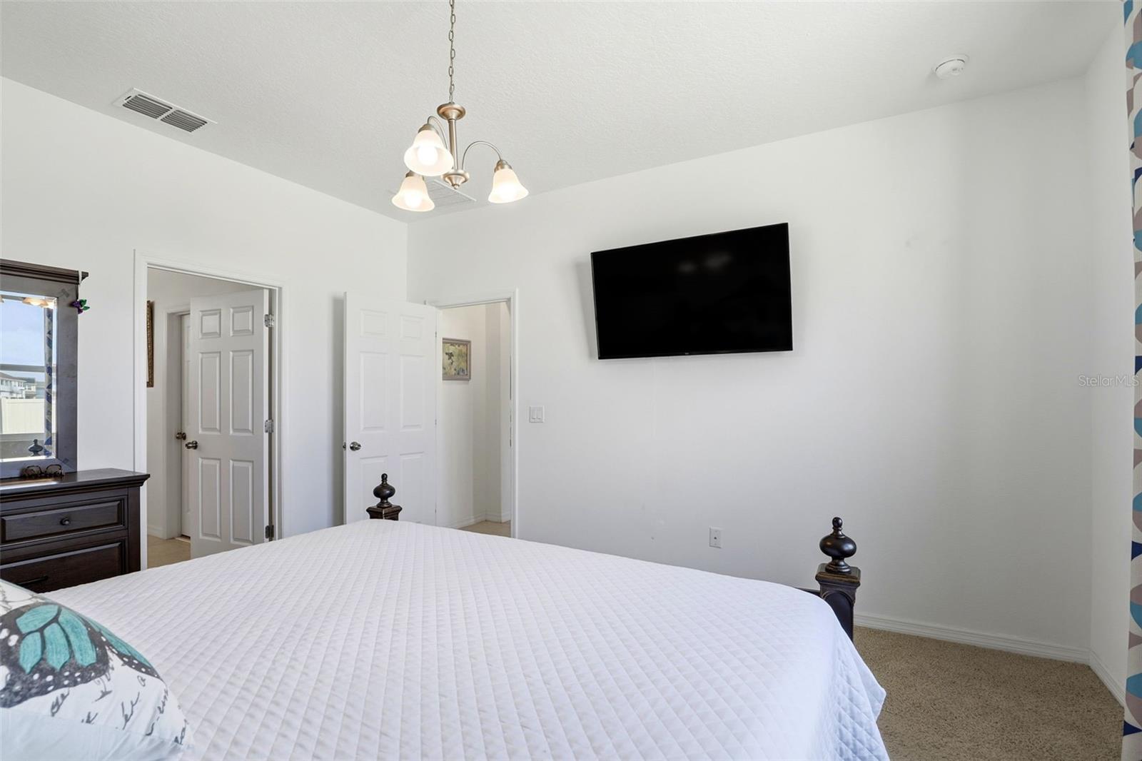 1702 FLOURISH AVE, KISSIMMEE, FL, 34744