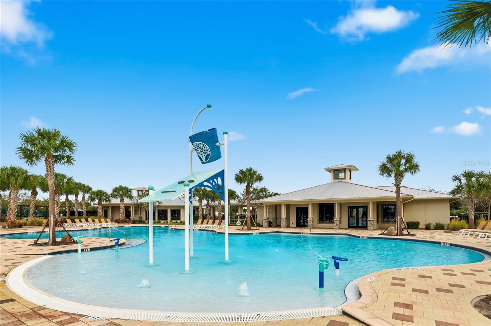 1702 FLOURISH AVE, KISSIMMEE, FL, 34744