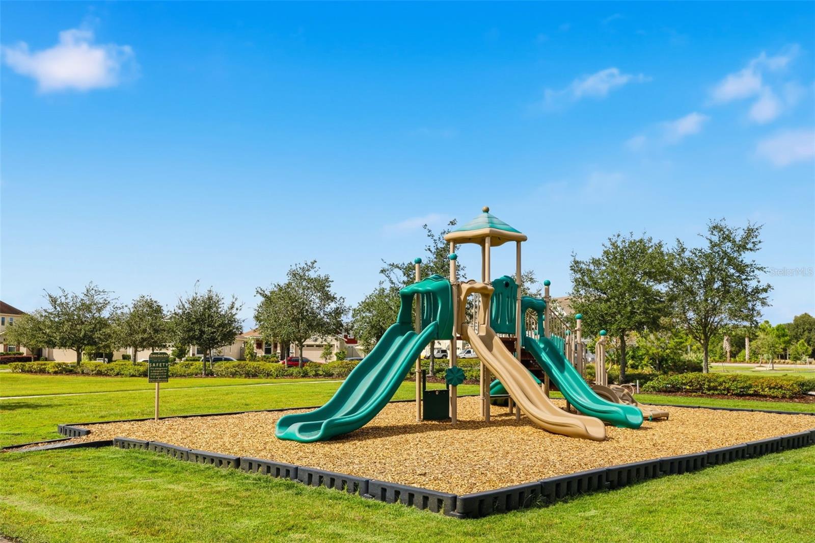 1702 FLOURISH AVE, KISSIMMEE, FL, 34744