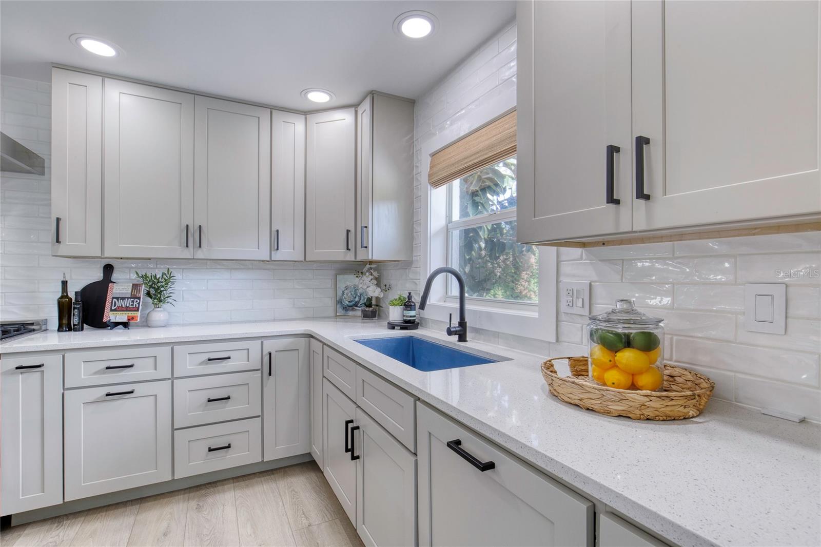 4715 MONTROSE AVE, PONCE INLET, FL, 32127