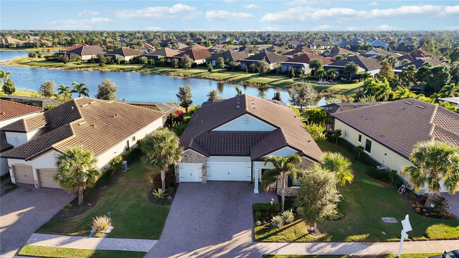 7131 WHITTLEBURY TRL, BRADENTON, FL, 34202