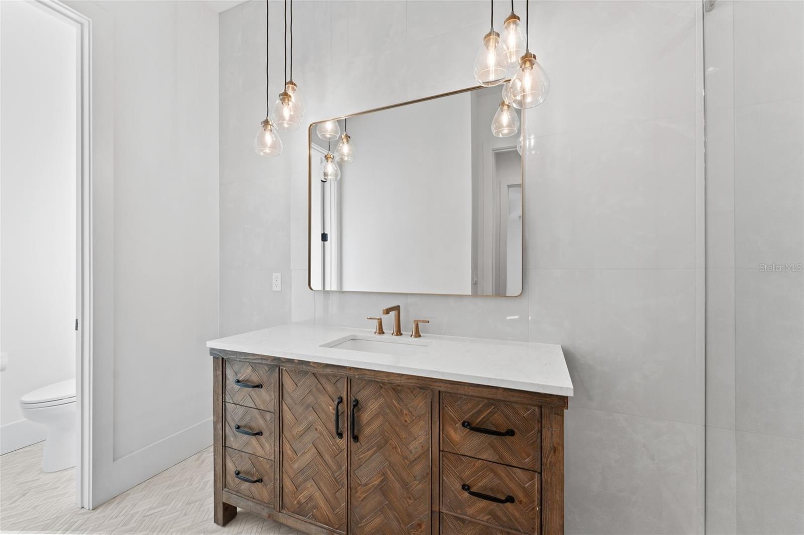 3013 S WEST SHORE, TAMPA, FL, 33629