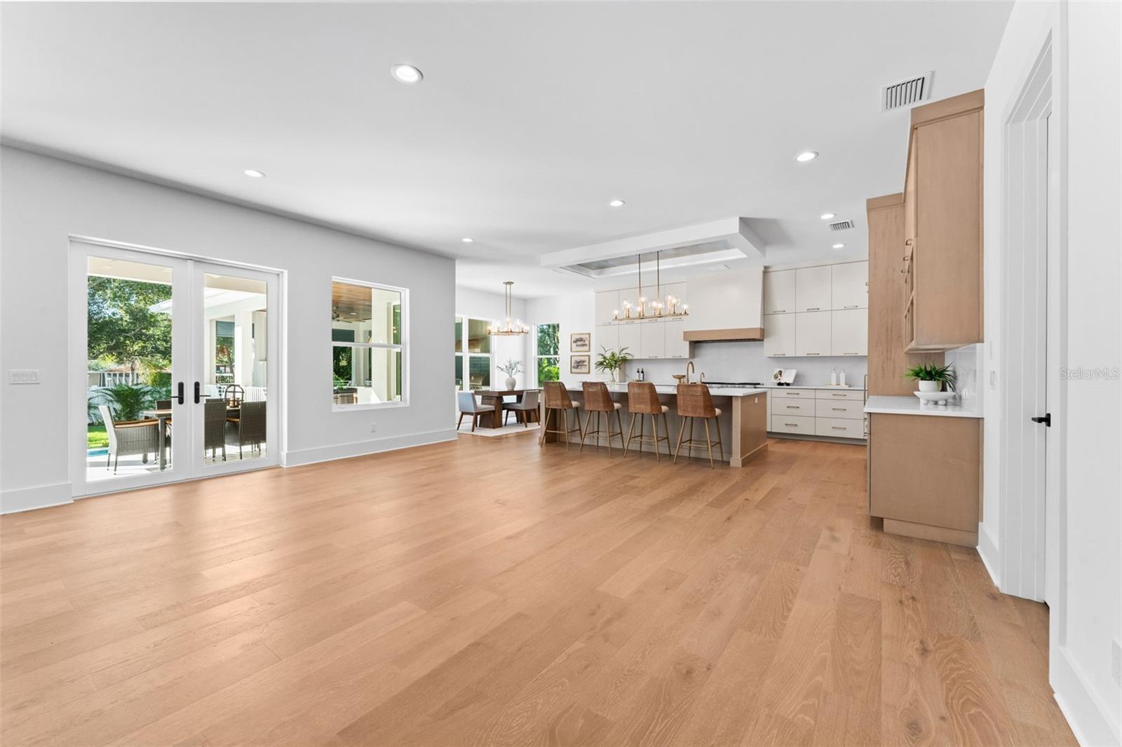 3013 S WEST SHORE, TAMPA, FL, 33629