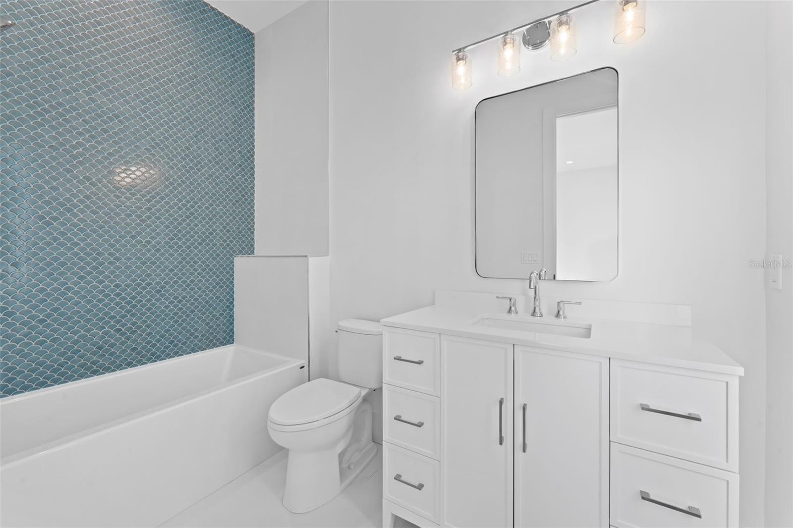 3013 S WEST SHORE, TAMPA, FL, 33629