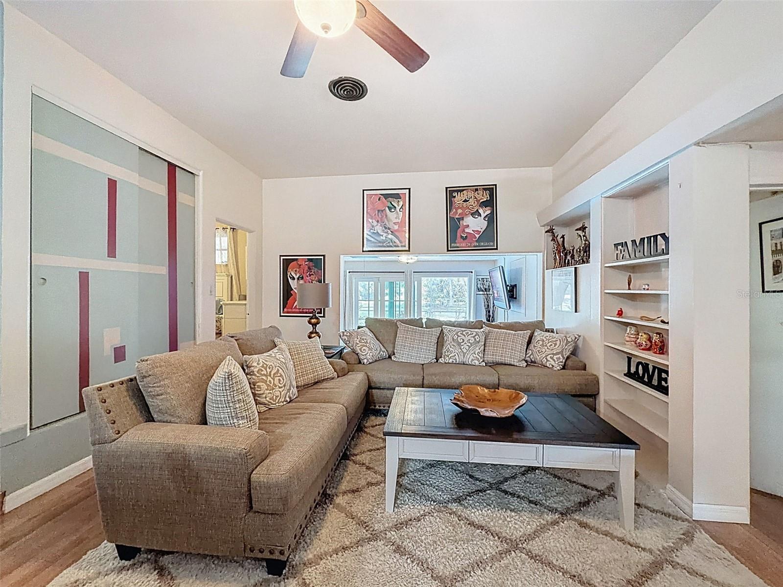 L4956822 Property Photo