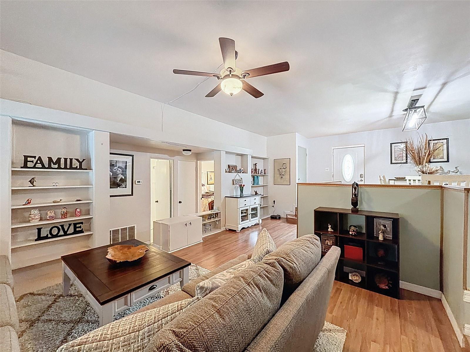 L4956822 Property Photo