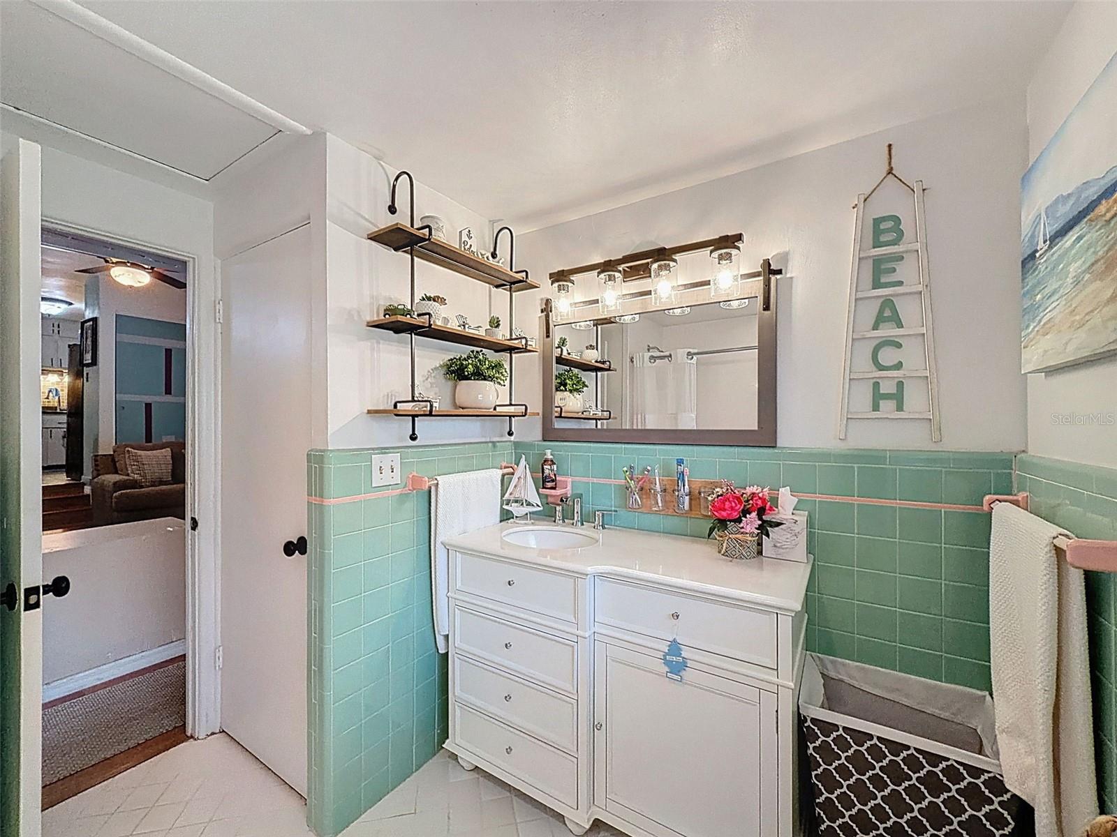 L4956822 Property Photo