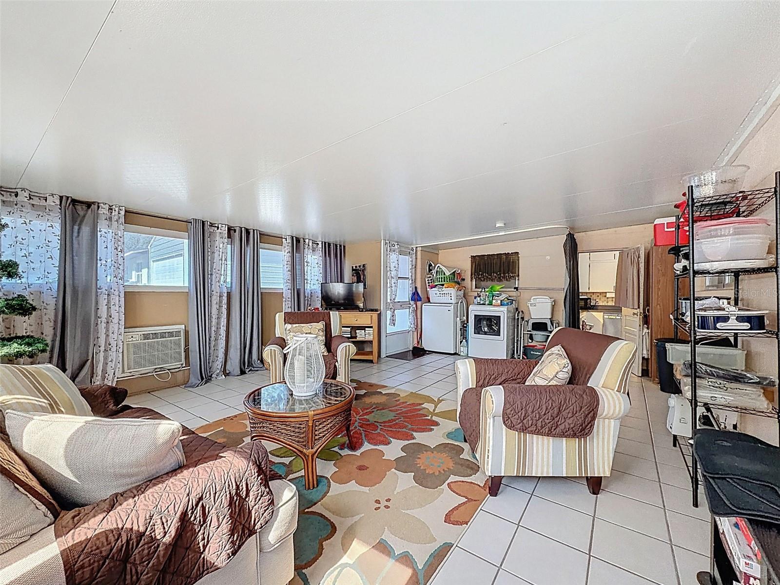 L4956822 Property Photo