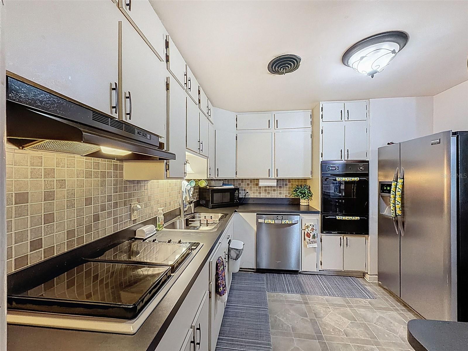 L4956822 Property Photo