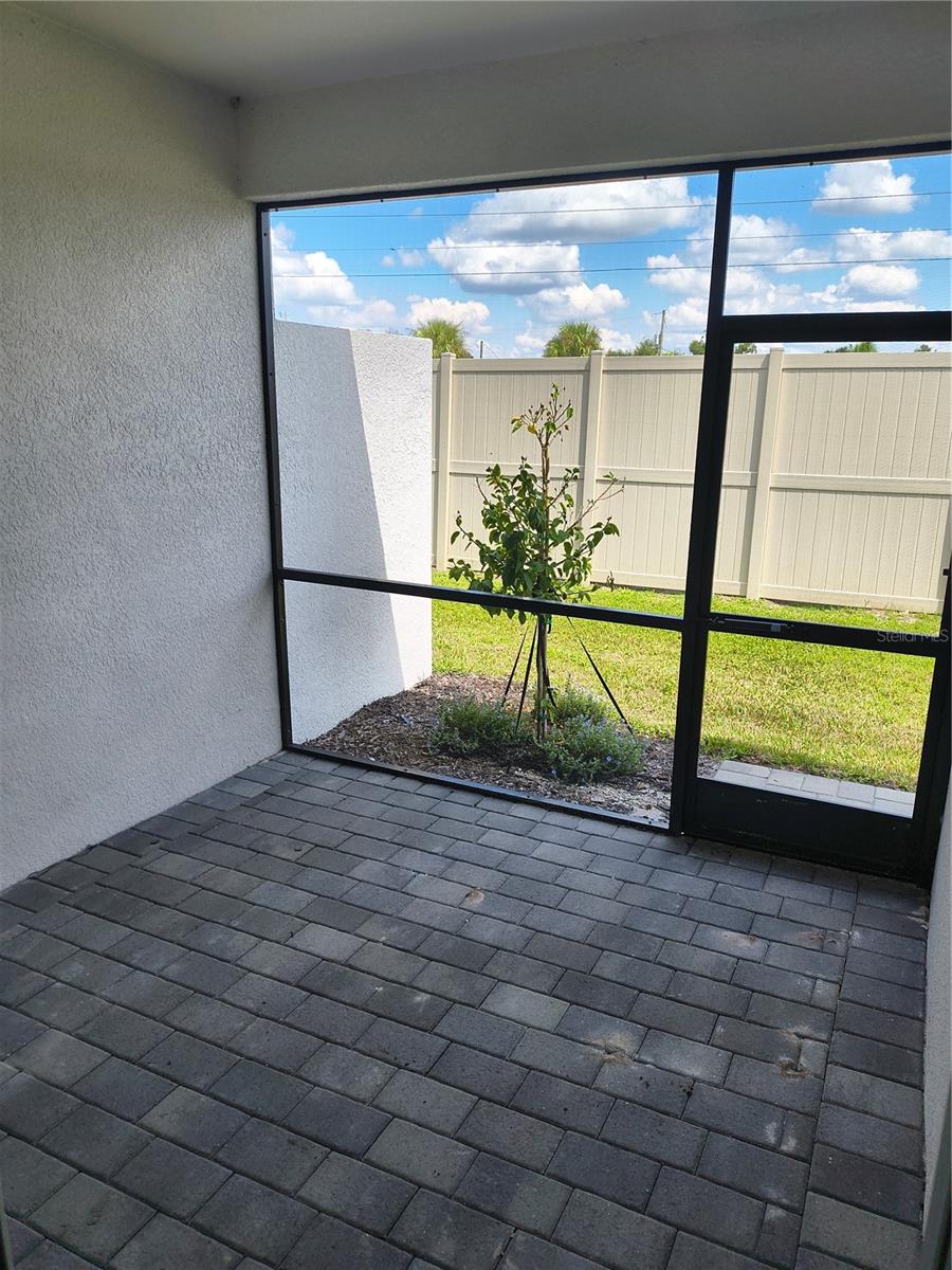 8225 SHORE LAKE DR, ENGLEWOOD, FL, 34224