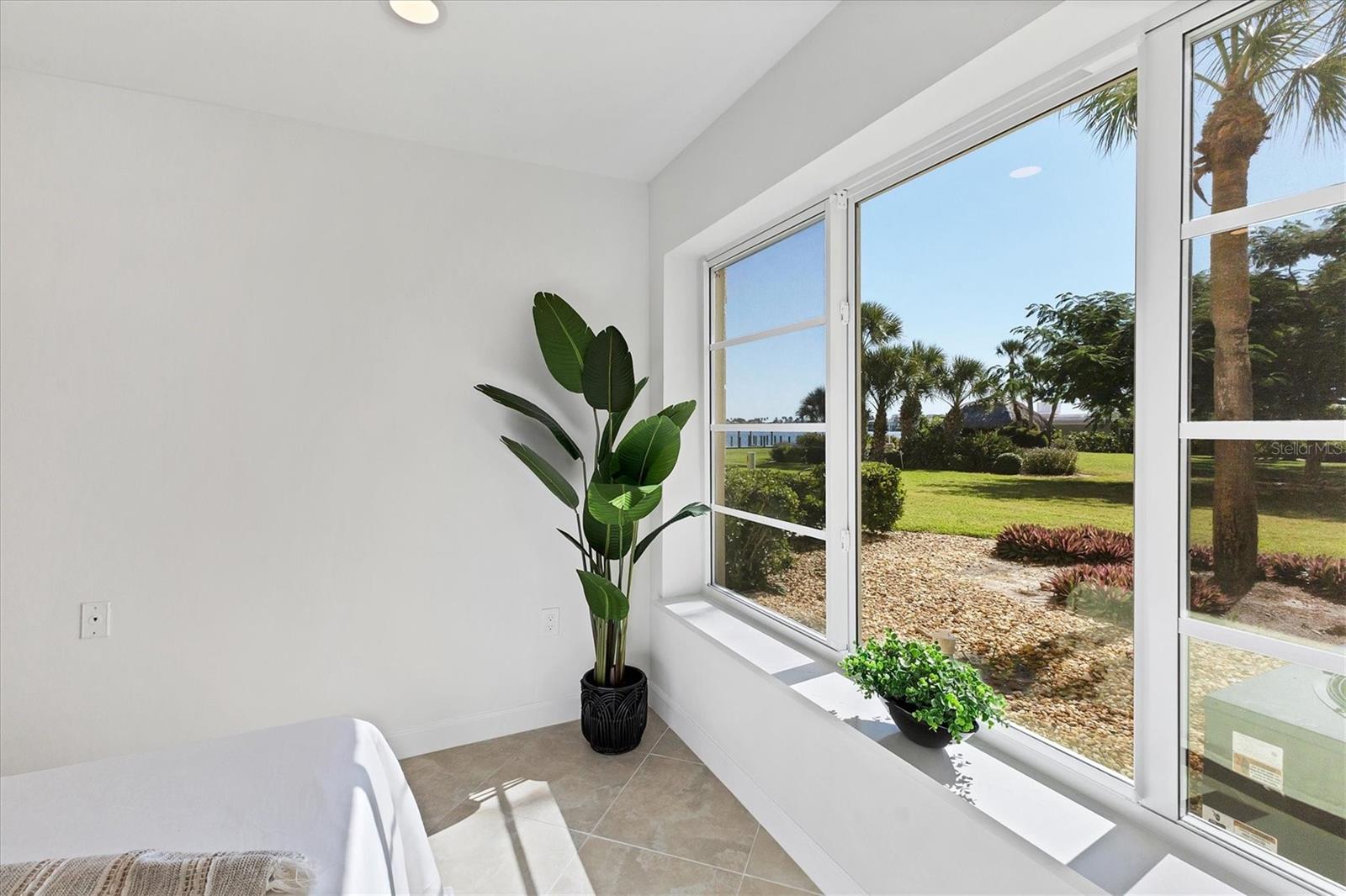 3810 GULF OF MEXICO DR #F105, LONGBOAT KEY, FL, 34228