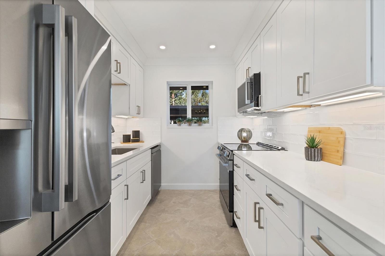 3810 GULF OF MEXICO DR #F105, LONGBOAT KEY, FL, 34228