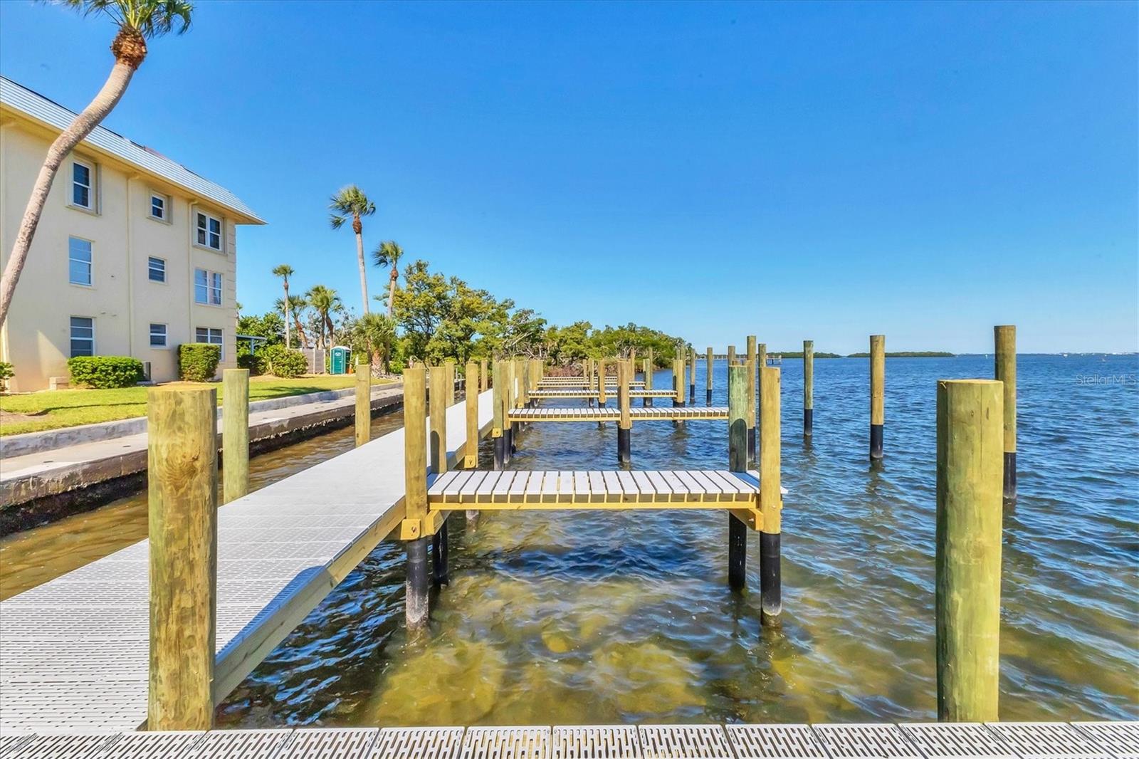 3810 GULF OF MEXICO DR #F105, LONGBOAT KEY, FL, 34228