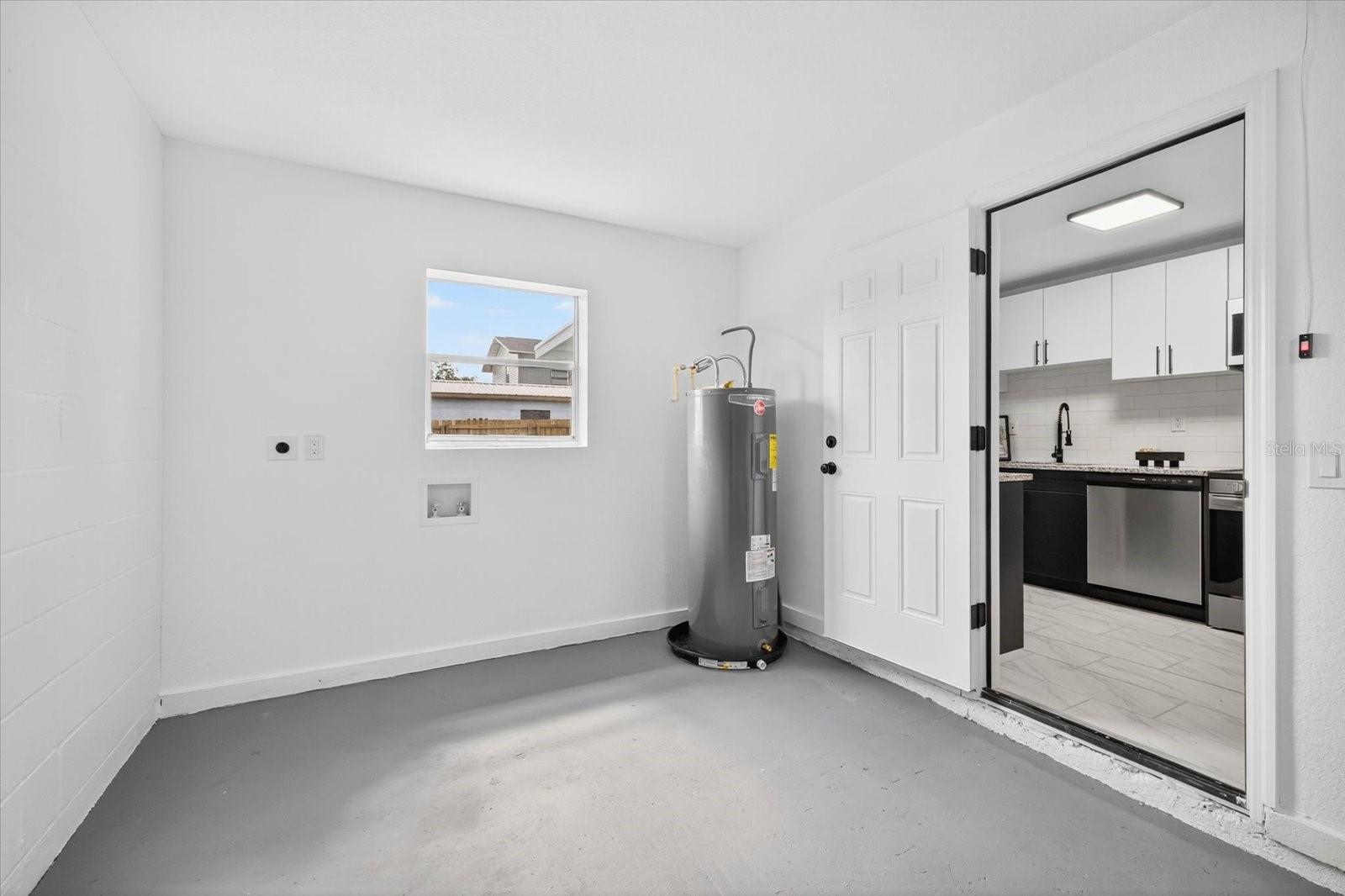 11111 MAHIN LN, RIVERVIEW, FL, 33578