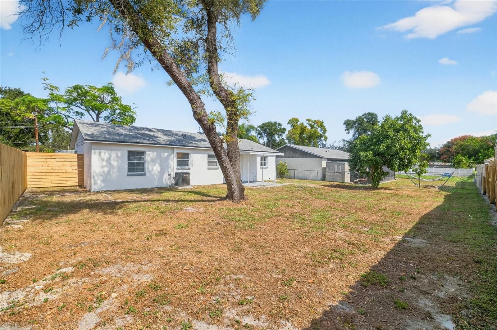 11111 MAHIN LN, RIVERVIEW, FL, 33578