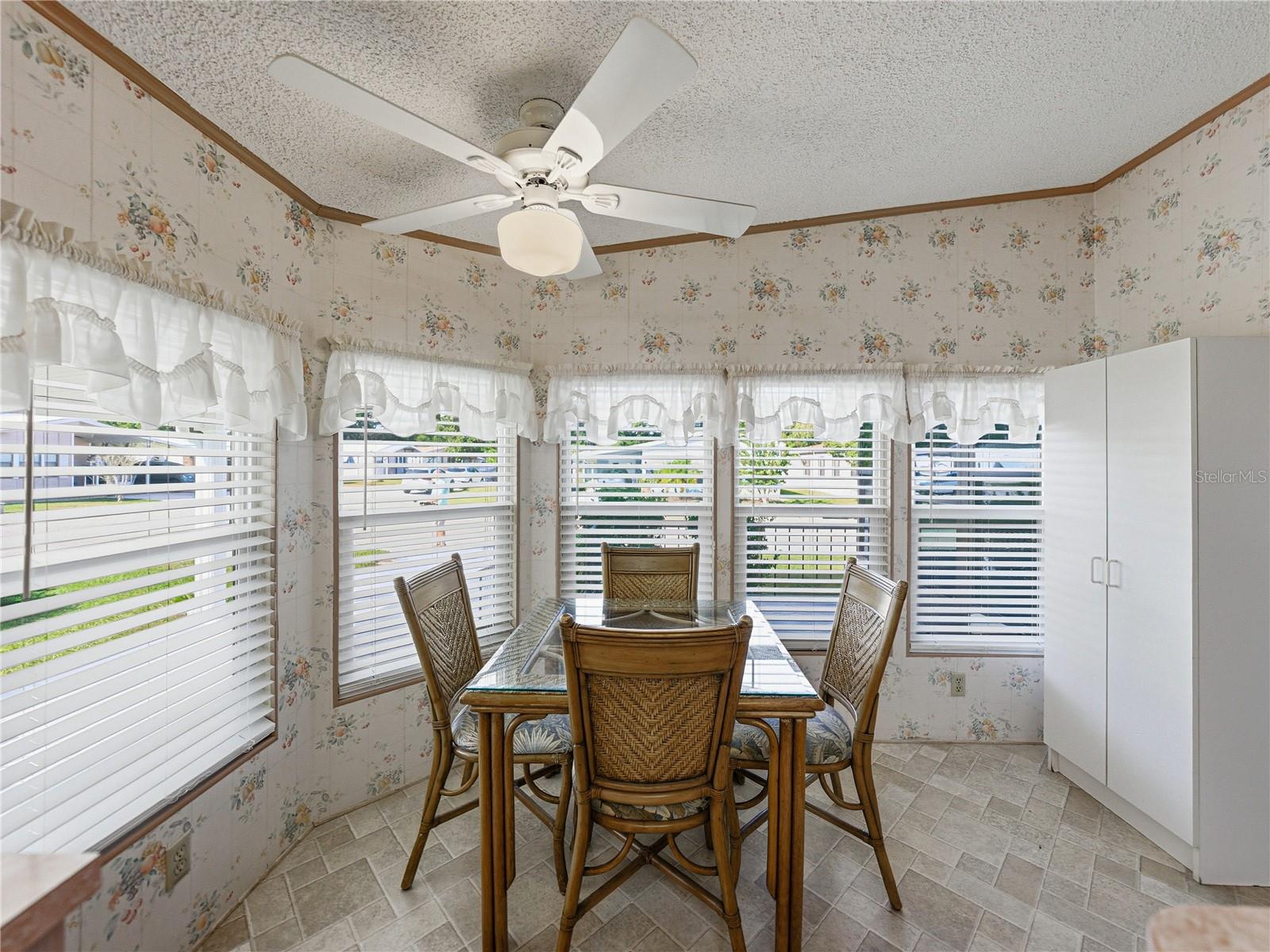 3822 DAMIAN DR, ZEPHYRHILLS, FL, 33541