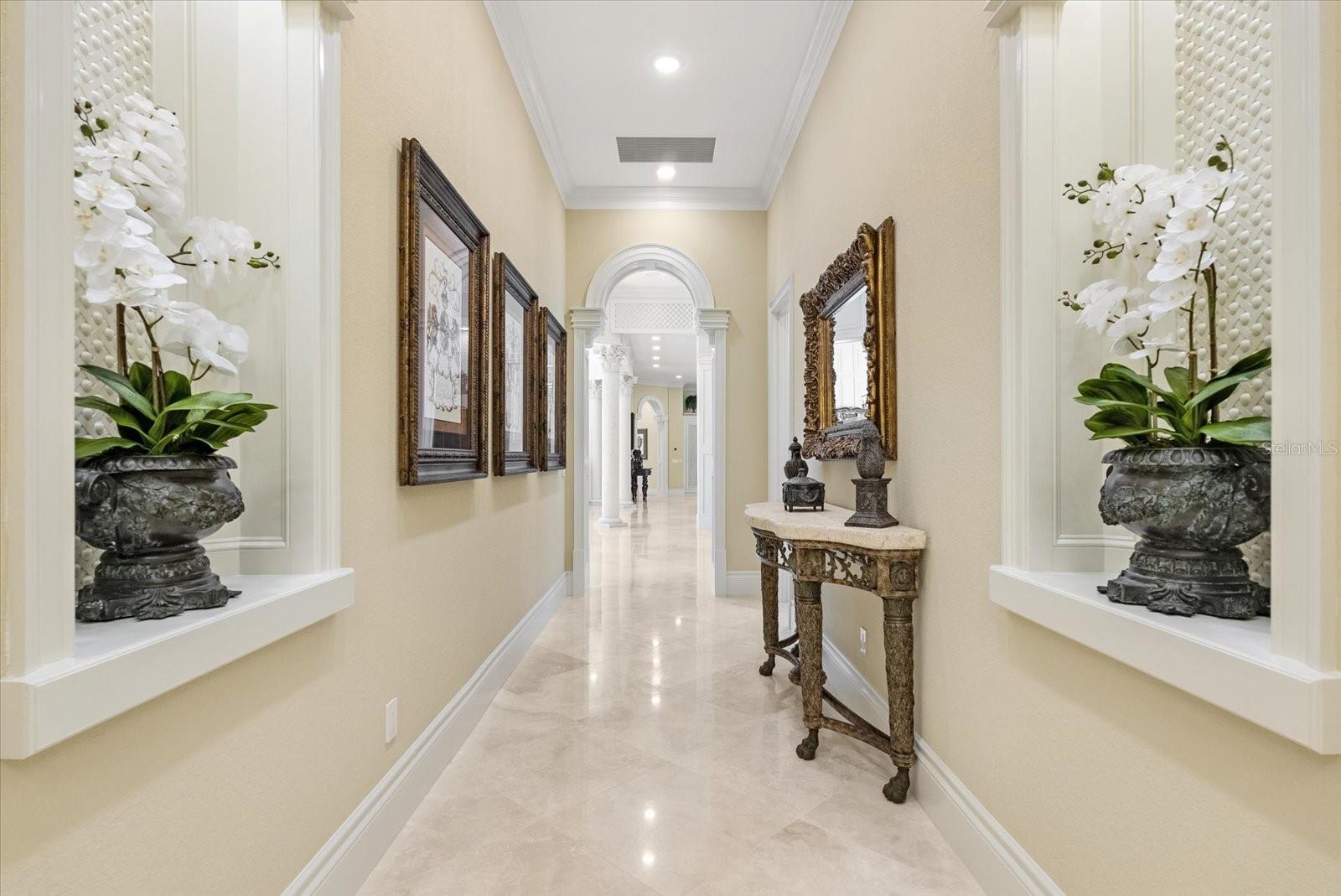 W7880161 Property Photo