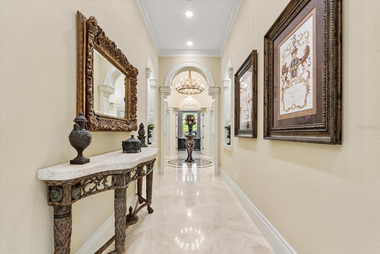 W7880161 Property Photo