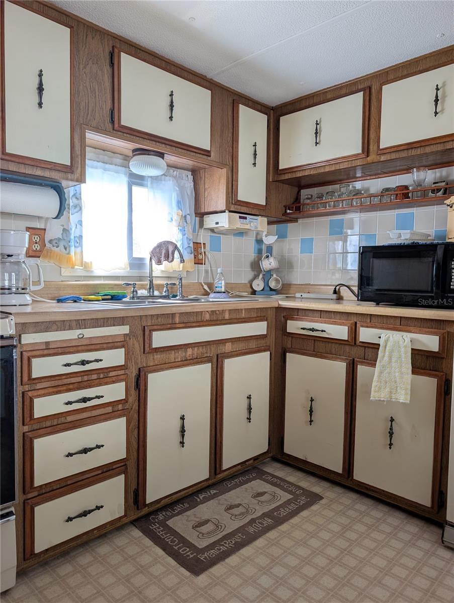 82010 A ST N #10, PINELLAS PARK, FL, 33781