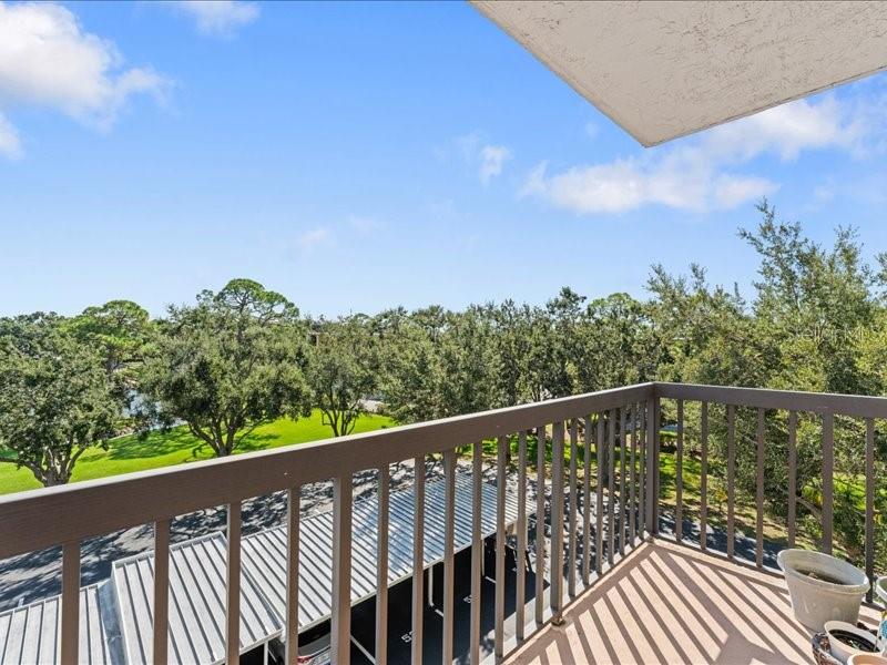 8186 TERRACE GARDEN DR N #401, ST PETERSBURG, FL, 33709