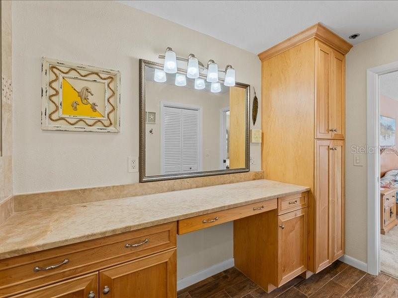 8186 TERRACE GARDEN DR N #401, ST PETERSBURG, FL, 33709