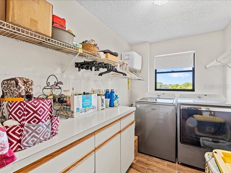 8186 TERRACE GARDEN DR N #401, ST PETERSBURG, FL, 33709