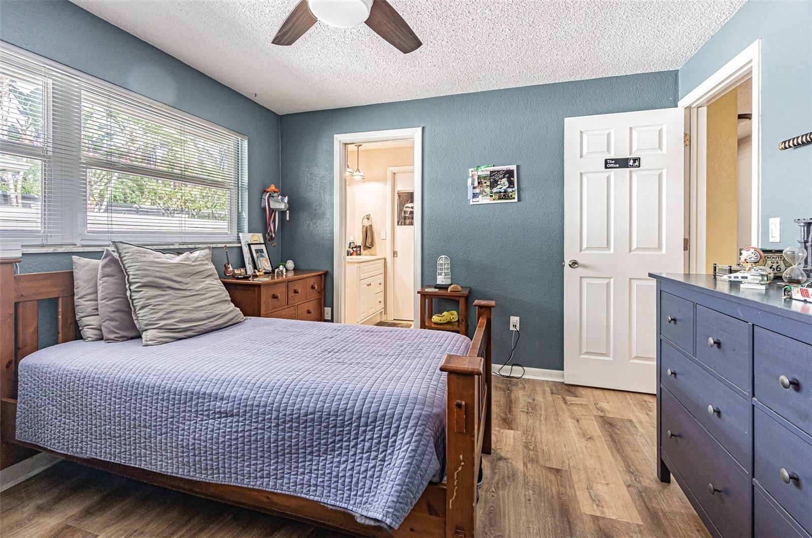 936 HIGHVIEW DR, PALM HARBOR, FL, 34683