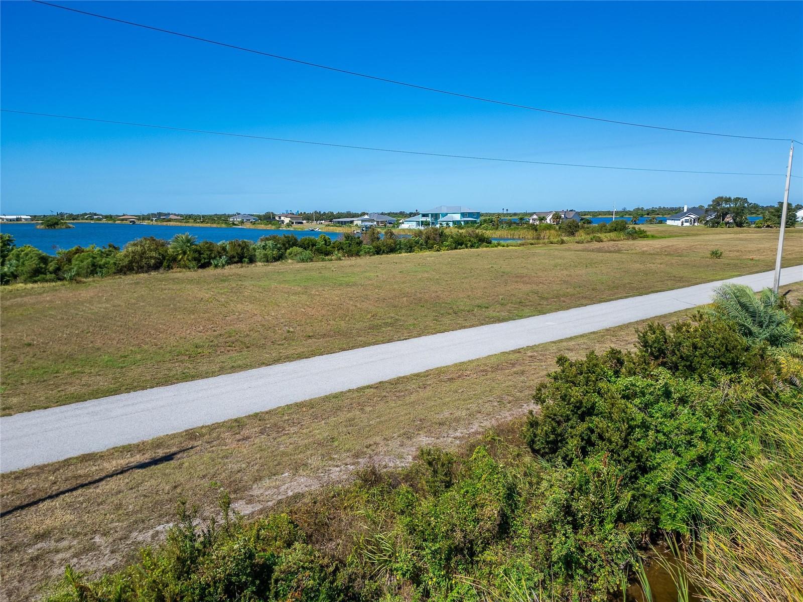 LOST RIVER TRL, RUSKIN, FL, 33570