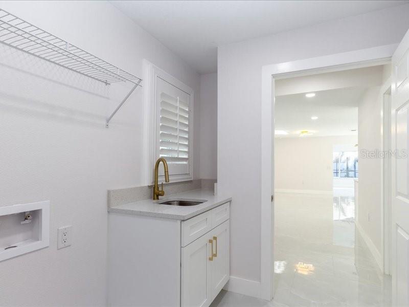 4704 W PRICE AVE, TAMPA, FL, 33611