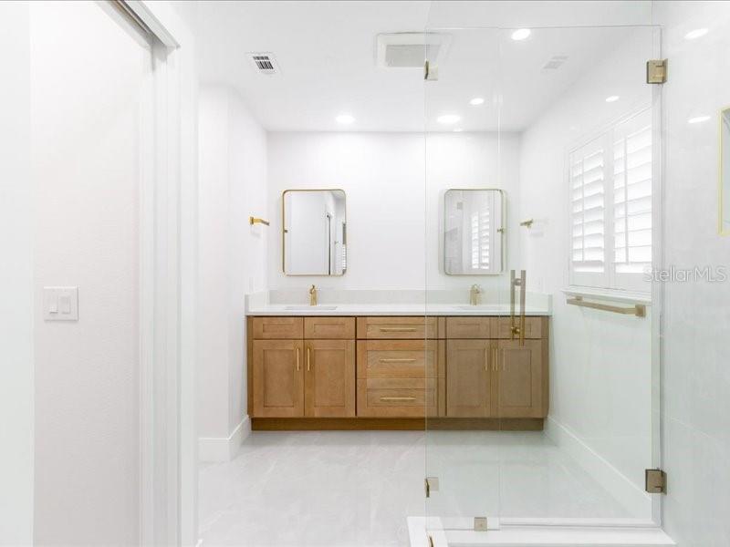 4704 W PRICE AVE, TAMPA, FL, 33611