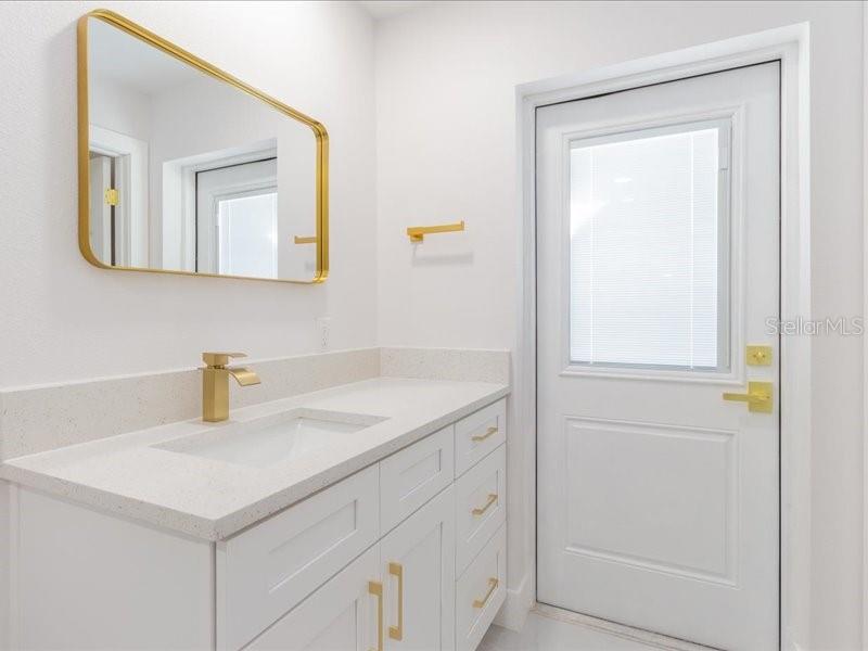 4704 W PRICE AVE, TAMPA, FL, 33611