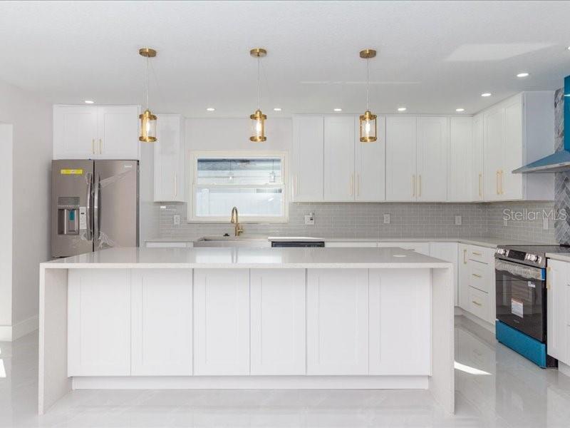 4704 W PRICE AVE, TAMPA, FL, 33611