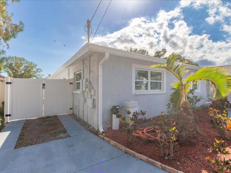 4704 W PRICE AVE, TAMPA, FL, 33611