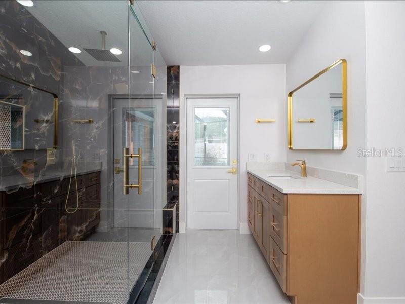 4704 W PRICE AVE, TAMPA, FL, 33611